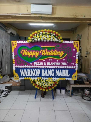 Papan Bunga di Jalatrang Cipaku